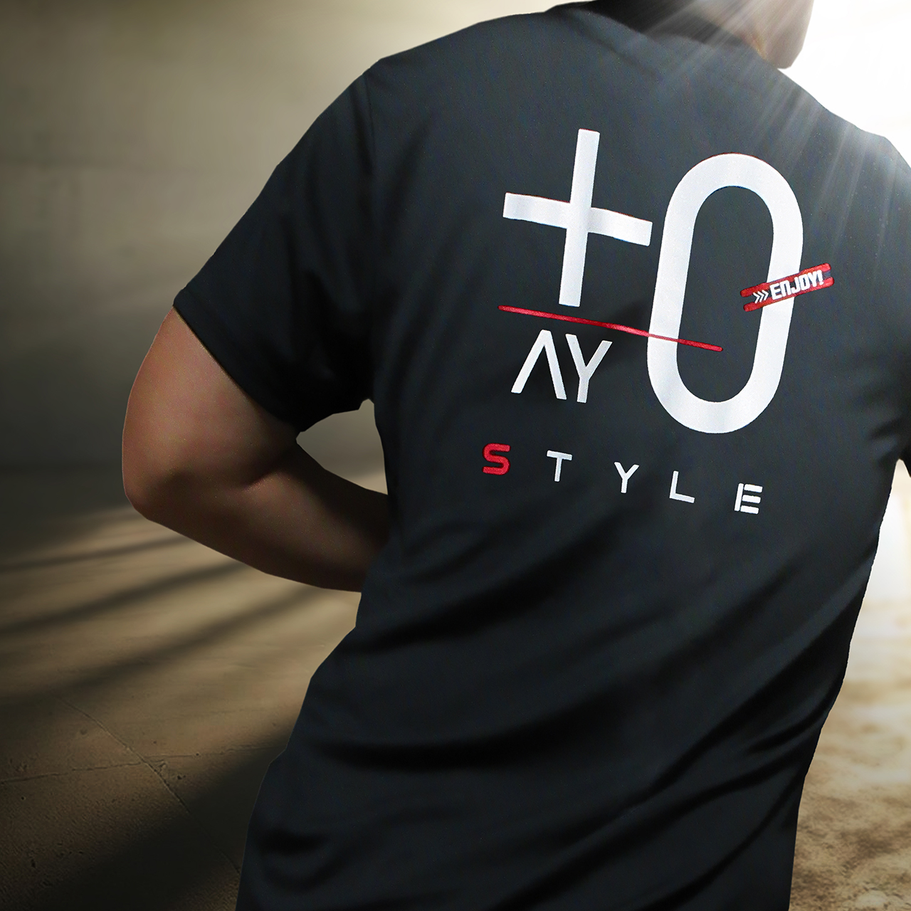 +0AY STYLE BACK PRINT GAME SHIRT